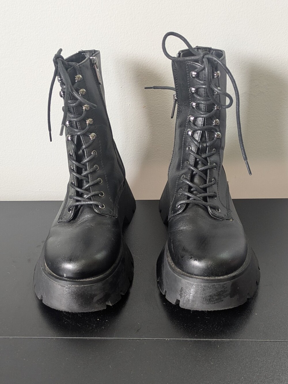 Circus by Sam Edelman Black Chunky Lug Sole Platform Combat Boots Size 10 - Picture 3 of 8